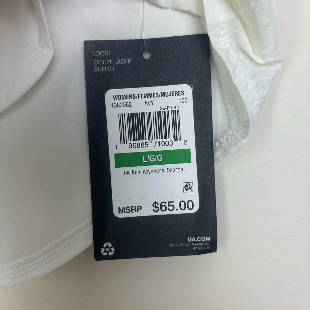 Under Armour NWT Run Anywhere White Shorts Size Large - Picture 10 of 10